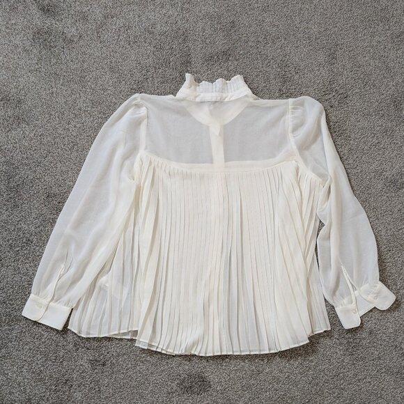 BANANA REPUBLIC Cream White Sheer Chiffon Pleated Button Blouse; Size L - Picture 2 of 4